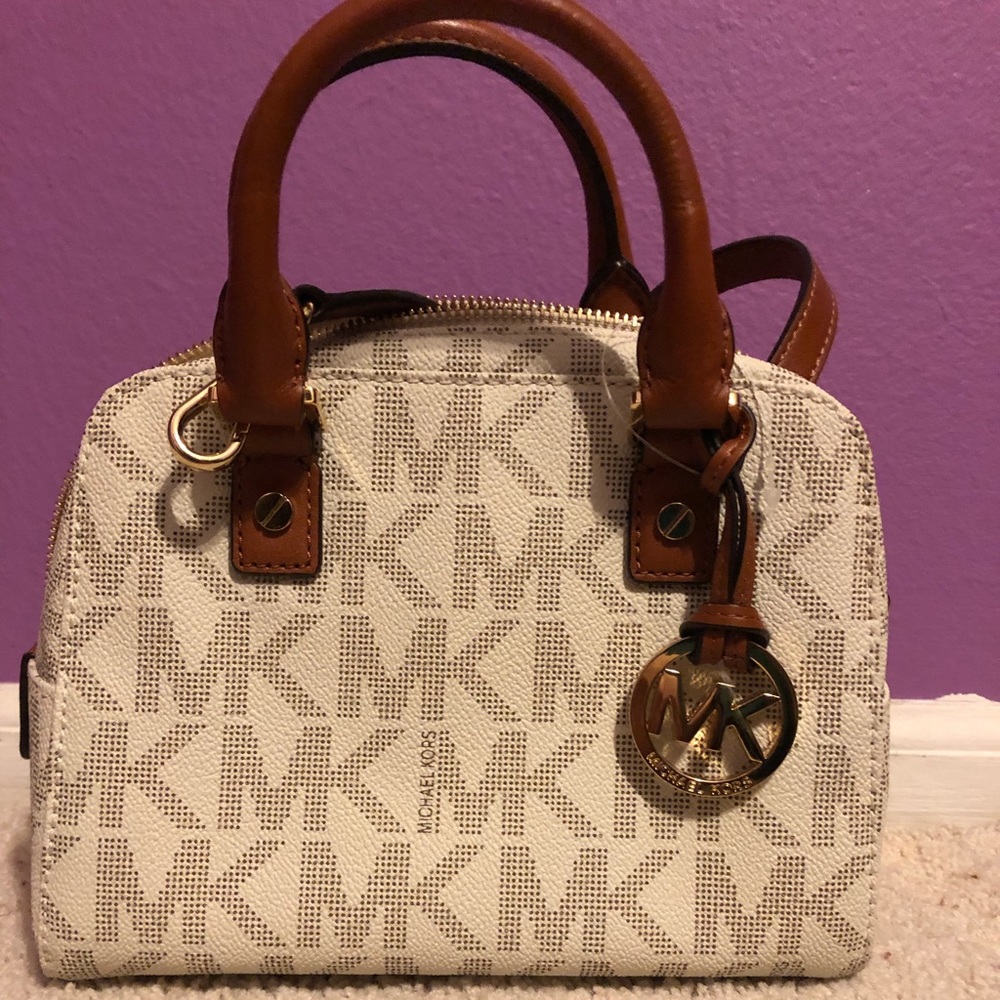 Michael Kors Jet Set Travel Handbag